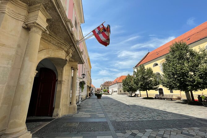 Varazdin Baroque Town & Trakoscan Castle, Small Group From Zagreb - Historic Architecture and Art