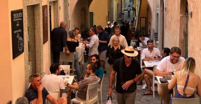 Varenna: Wine Tasting and Entry Ticket to Castello Di Vezio - Discovering Castello Di Vezio