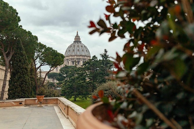 Vatican City & Surroundings PRIVATE TOUR With a PRIVATE Guide - Carbon-Neutral Experience