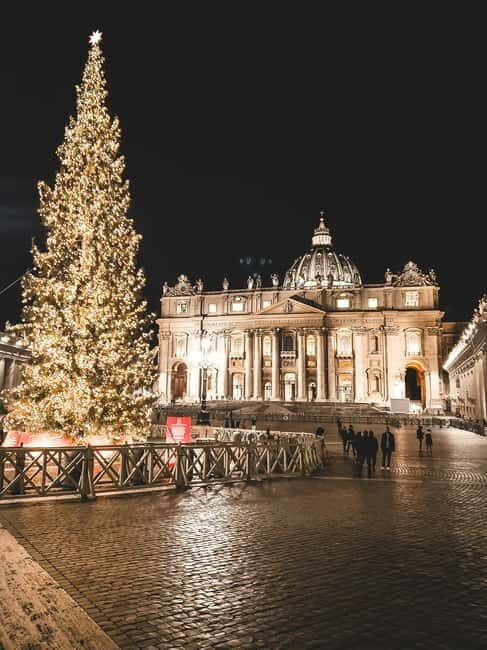 Vatican: Inside St. Peter's – Art, Faith, and History - The Marvel of St. Peters Basilica