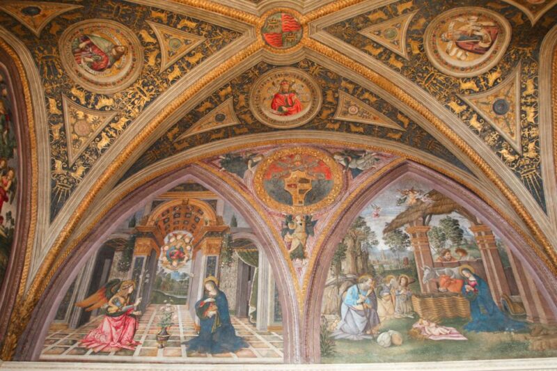 Vatican: Museums Sistine Chapel & St. Peters Basilica Tour - Key Points