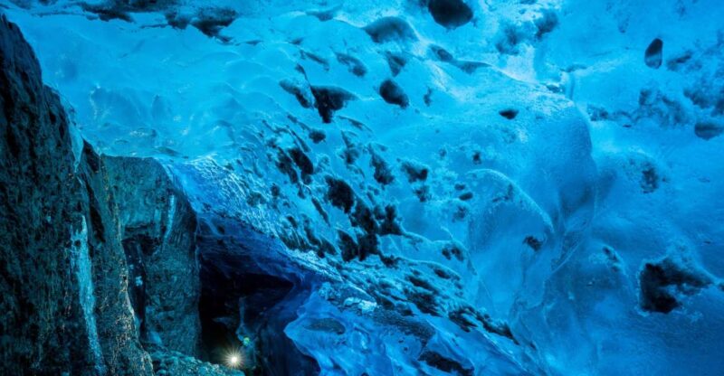 Vatnajökull Glacier: Ice Cave Discovery Group Tour - Glacier Geology and History