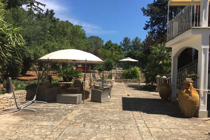 Vegan Charme: Typical Dinner With a Local in Monopoli - Dining at a Historic Farm