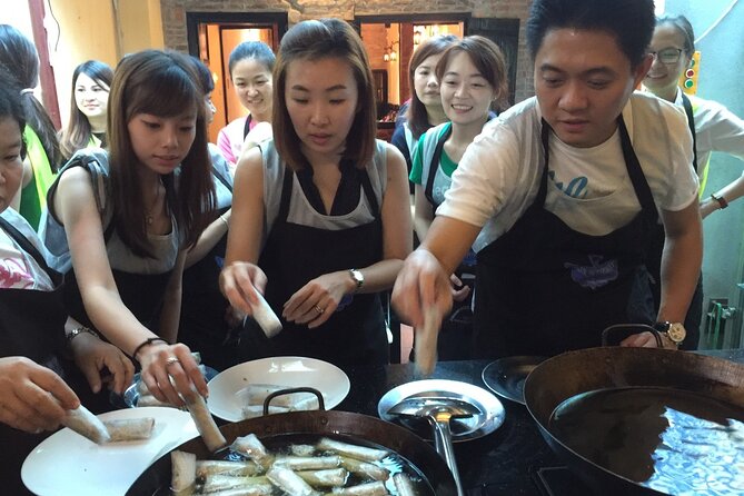 Vegan Cooking Class and Market Tour With Chef Tien - Booking Information