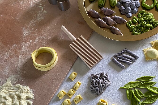 Vegan Pasta Cooking Experience in via Della Pineta - Experience Overview