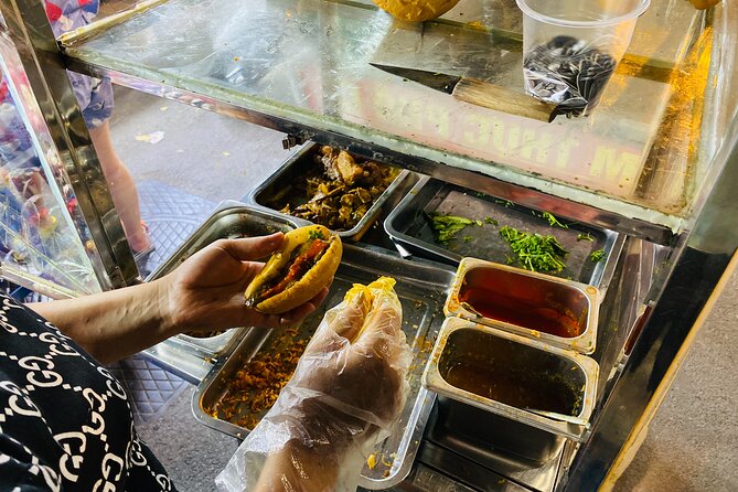 Vegan Street Food & Stories of Hanoi - Sticky Rice and Fried Onions