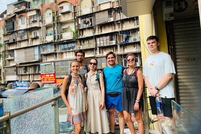 Vegan Street Food & Stories of Hanoi - Refreshing Sugarcane Juice and Tea