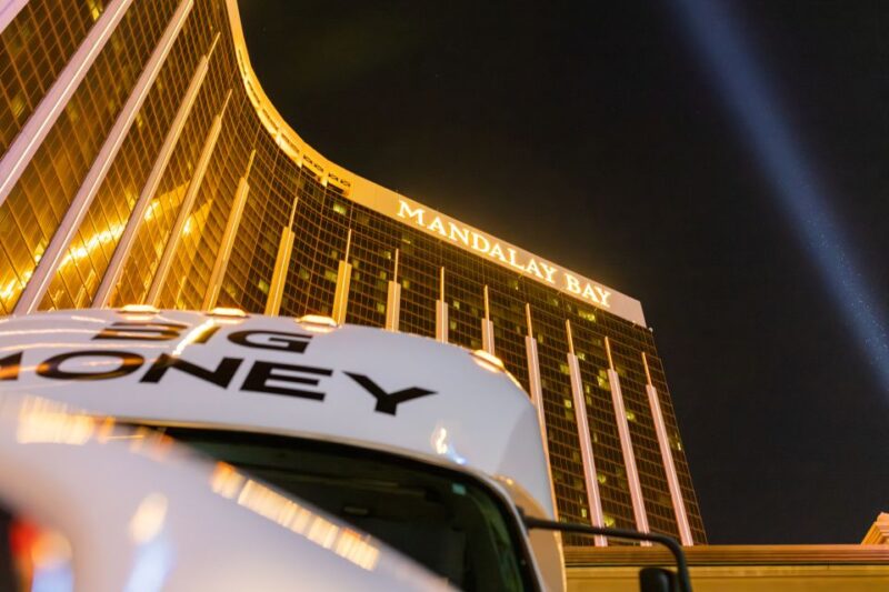 Vegas: 4-Hour Club Crawl With Party Bus Experience - Transportation and Logistics
