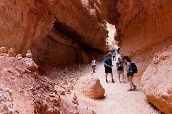 Vegas: Sedona, Antelope & Grand Canyon, Zion Park 7-Day Tour - Journey to Sedona