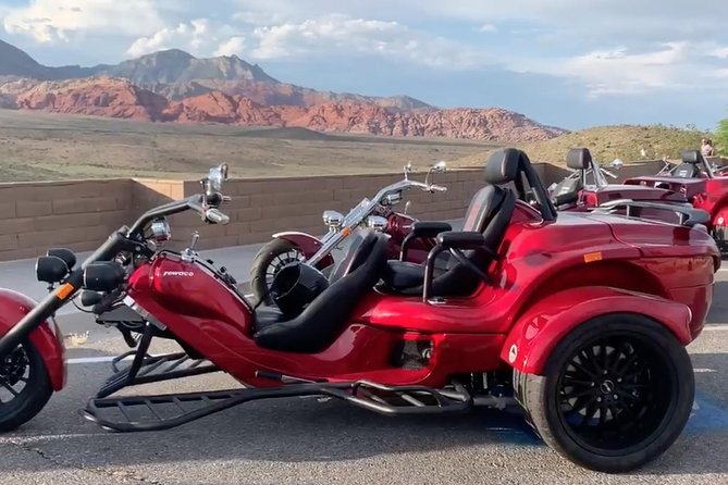 Vegas Strip and Red Rock Canyon Guided Trike or Slingshot Tour - Tour Route and Destinations