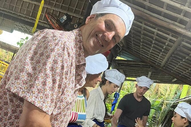 Vegetarian Cooking Class and Basket Boat Tour in Hoi An - Health and Accessibility Considerations