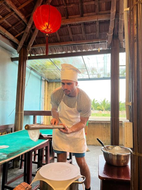Vegetarian Cooking Class & Countryside Bike Tour in Hoi An - Participating in Cooking Class