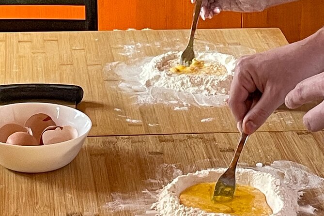Vegetarian Cooking Class in the Florentine Hills 6 Guests Max - Accessibility and Accommodations