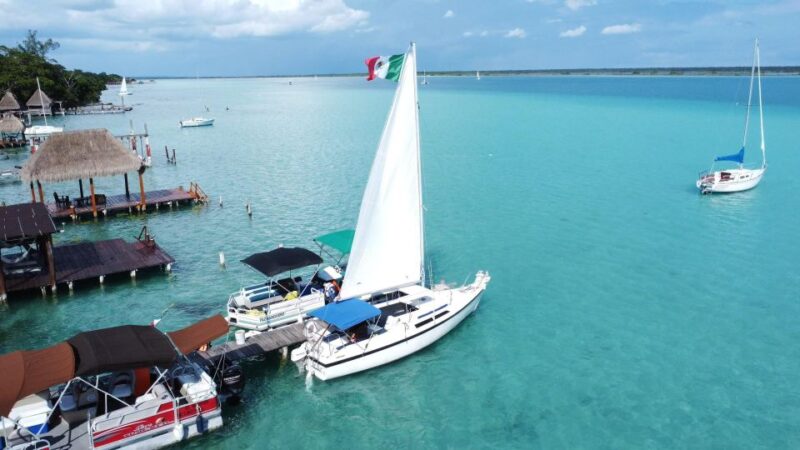 Velero: Sail to Adventure in a Group Through Bacalar - Group Dynamics