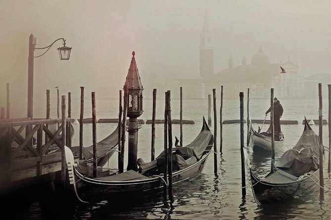 Venezia Walking Tour With Audio and Written Guide by a Local - Exploring on Your Own