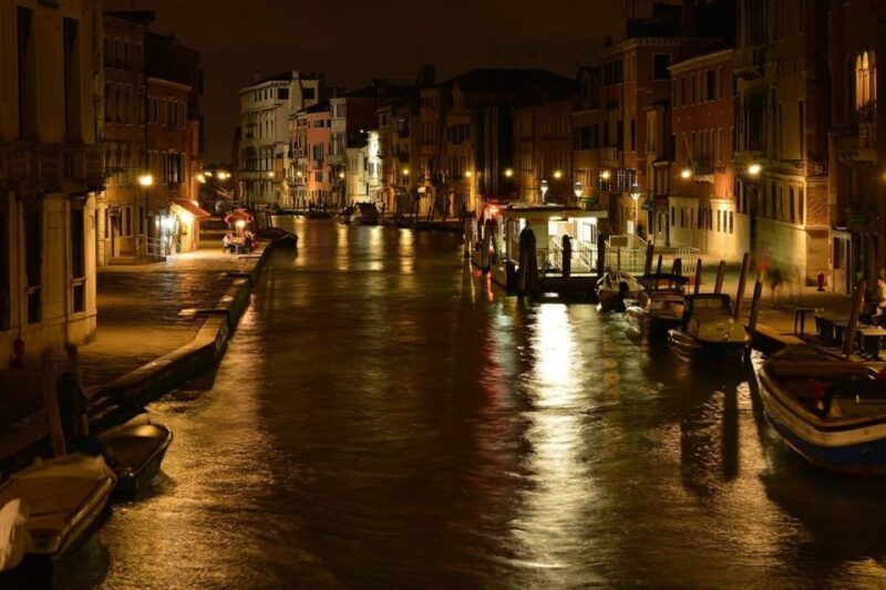 Venice: 2-Hour Private Walking Tour at Night - Tour Details