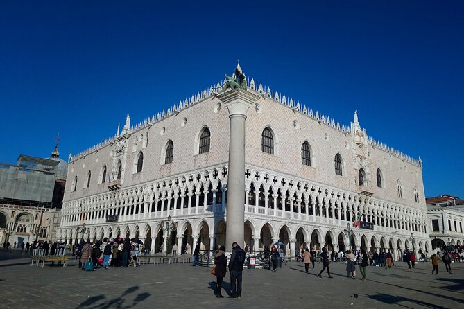 Venice 4 Hrs Tour : St Marks Basilica, Doges Palace and Walk - Admiring Piazza San Marco