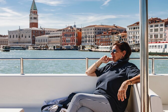 Venice and Lagoon Islands Tour With Audio Guides (Hop-On Hop-Off 24h) - Exploring Burano Island