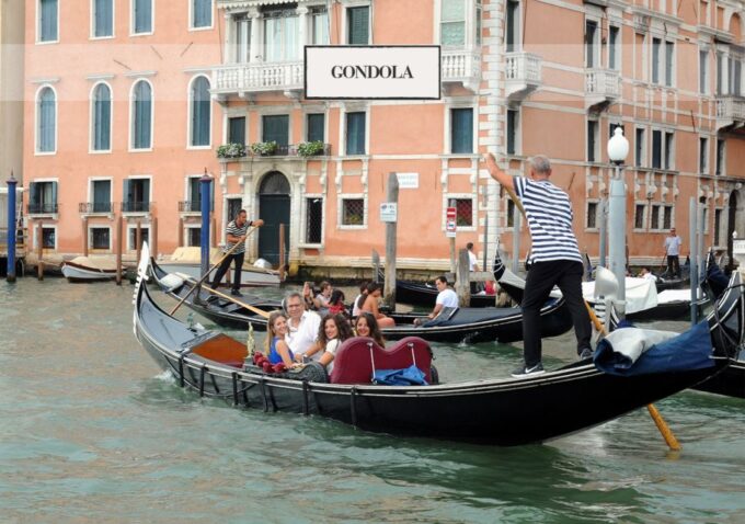 Venice: Basilica, Doges Palace, Gondola Ride Guided Tour - Languages Available