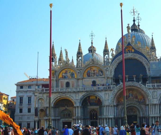 Venice: Basilica, Doges Palace, Gondola Ride Guided Tour - Important Information