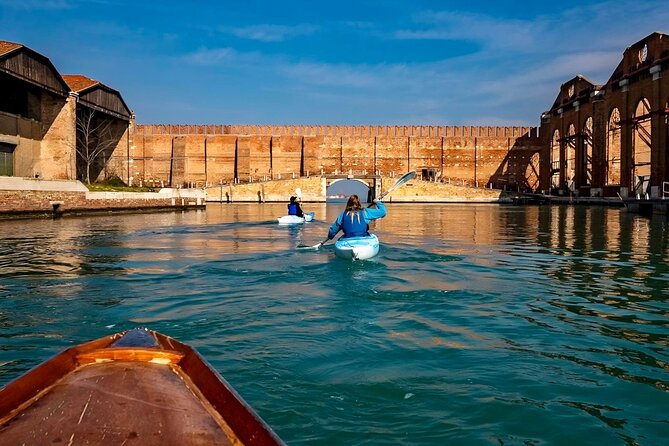 Venice Beginners Kayak Tour: Train & Visit the Medieval Arsenal - Meeting Information
