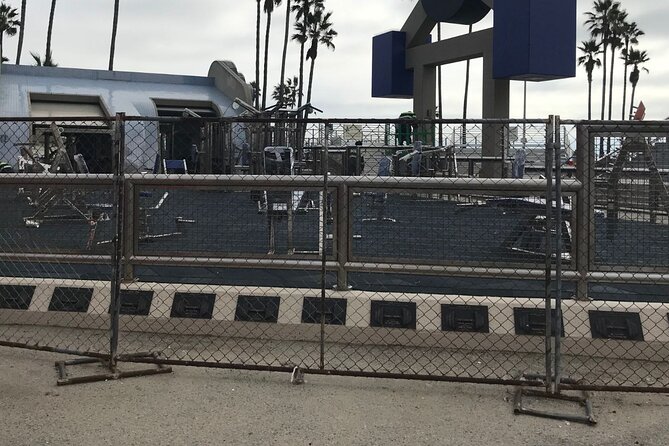 Venice Boardwalk Quest Experience in Los Angeles - Navigating the Quest