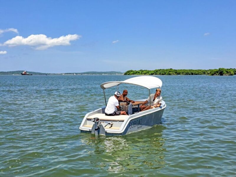 Venice: Boat Rental (No License Required) - Key Points