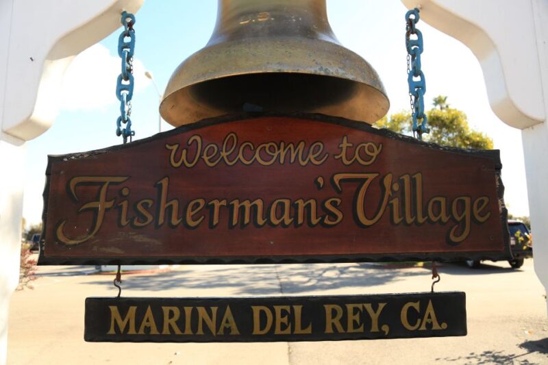 Venice California: Half Day Tour in Open Air Bus - Tour Experience