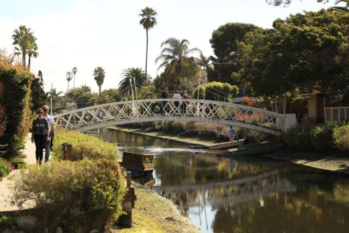Venice California: Half Day Tour in Open Air Bus - Cancellation Policy
