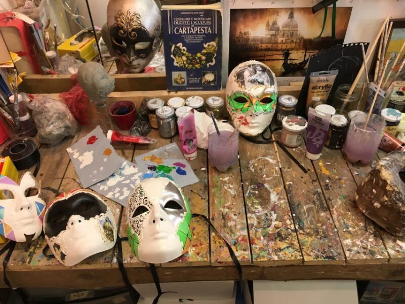 Venice: Carnival Mask Workshop - Instructor Languages