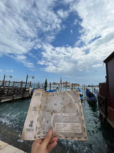 Venice City Escape: Hunting for LOMO Dal Capelon - Booking and Payment