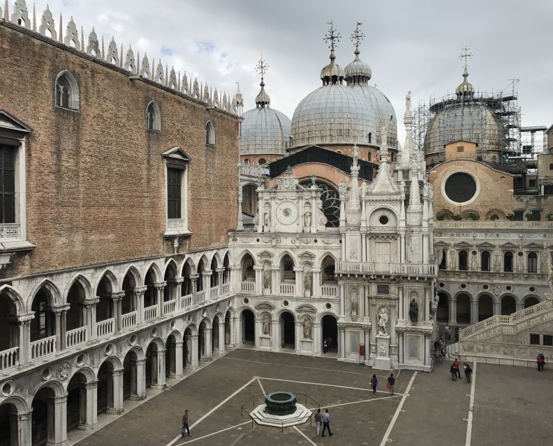 Venice: City Tour and Murano Glass Experience - Key Points
