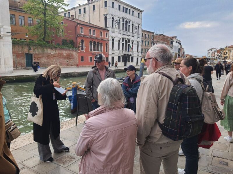 Venice: City Wonders Group Walking Tour With a Guide - What to Expect During the Tour