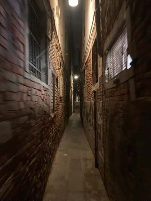 Venice: Crimes, Legends and Mysteries Tour at Sunset - Why Choose the Venice Crimes Tour