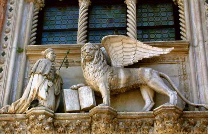 Venice: Doges Palace and St. Marks Private Walking Tour - Key Points