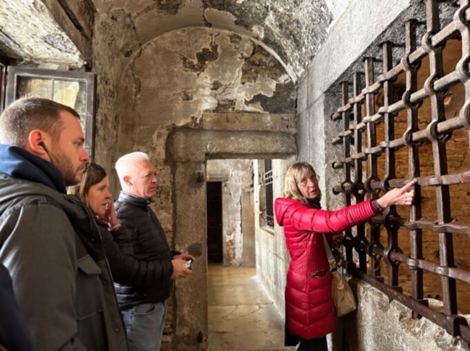 Venice: Doges Palace and St Marks Tour With Gondola Ride - Meeting Point and Requirements