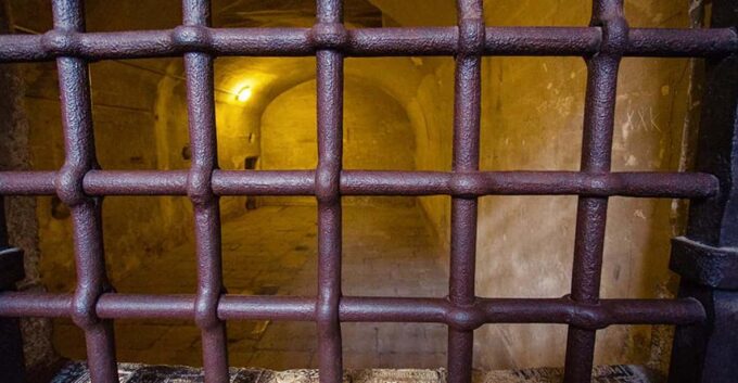 Venice: Doges Palace, Prison, and Secret Passageways Tour - Starting Location