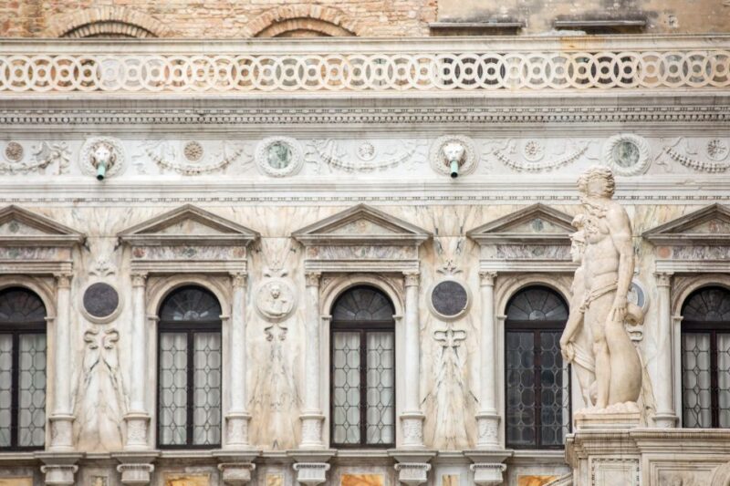 Venice: Doges Palace Skip-The-Line Tour With Prisons - Visitor Information