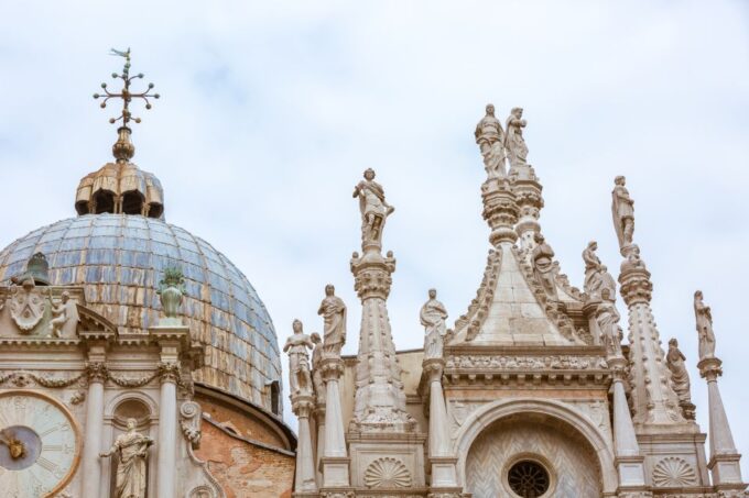 Venice: Doges Palace Skip-The-Line Tour With Prisons - Architecture and Art