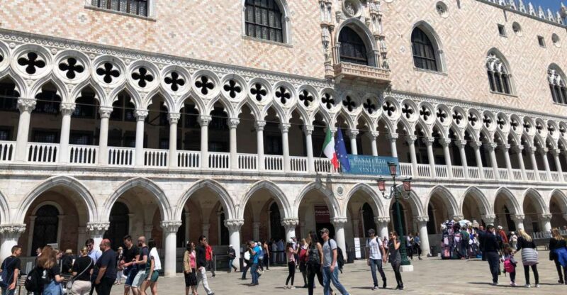 Venice: Doges Palace & St. Marks Basilica Tour - Languages and Guide Information