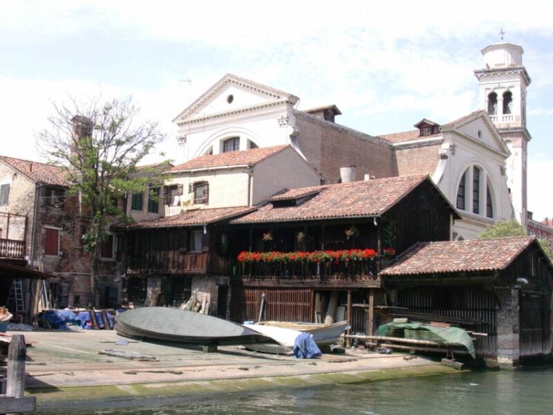 Venice: Dorsoduro and San Polo District Private Walking Tour - Itinerary Highlights