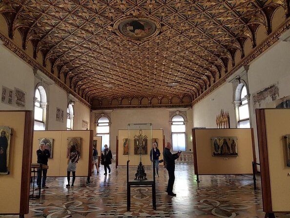 Venice, Dorsoduro, Ca'Foscari University & More Walking Tour - Key Points