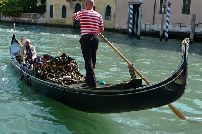 Venice, Dorsoduro, Ca'Foscari University & More Walking Tour - Photography Hotspots in Venice