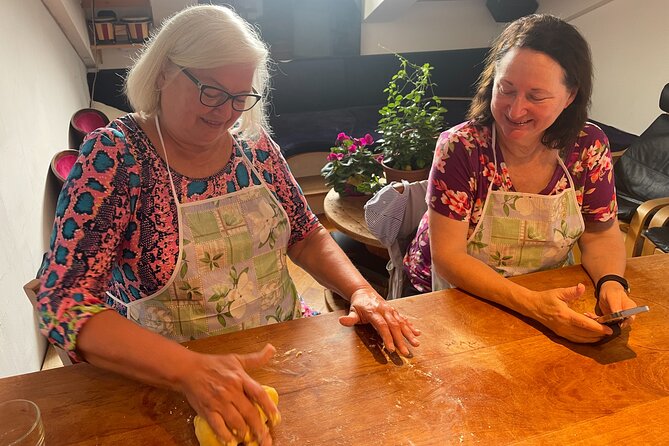 Venice: Exclusive Cooking Class and Guitar Concert at Francescos - Cooking the Meal