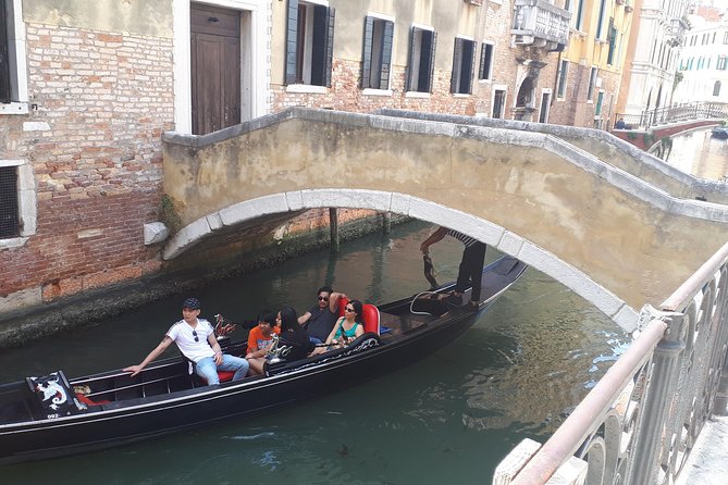 Venice Full-Day Private Tour From Milan. Hotel Pick up - Key Points