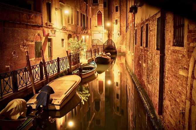 Venice Ghost & Legends Walking City Tour - Guided Storytelling Experience