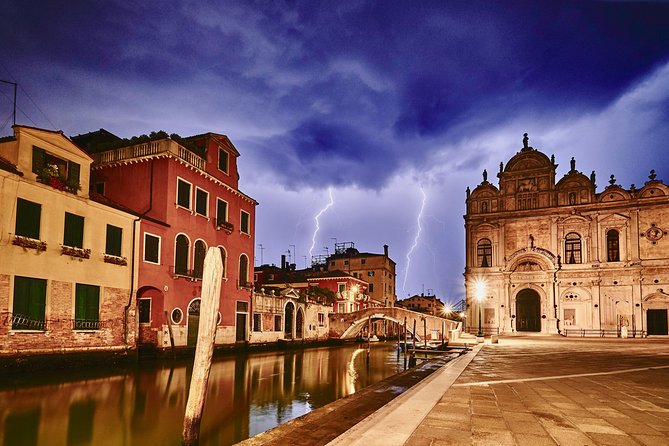 Venice Ghost & Legends Walking City Tour - Tour Duration and Group Size