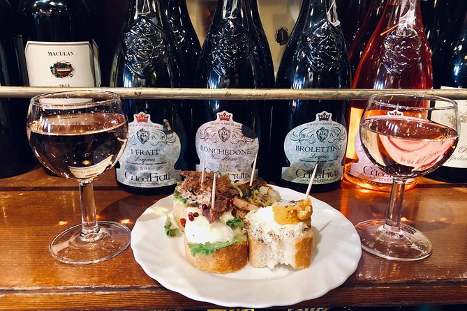 Venice: Ghosts and Legends Walking Tour With Bar Hop - Immersive Bar Experience