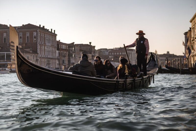 Venice: Gondola Ride & Guided Tour of St. Marks Basilica - Tour Highlights