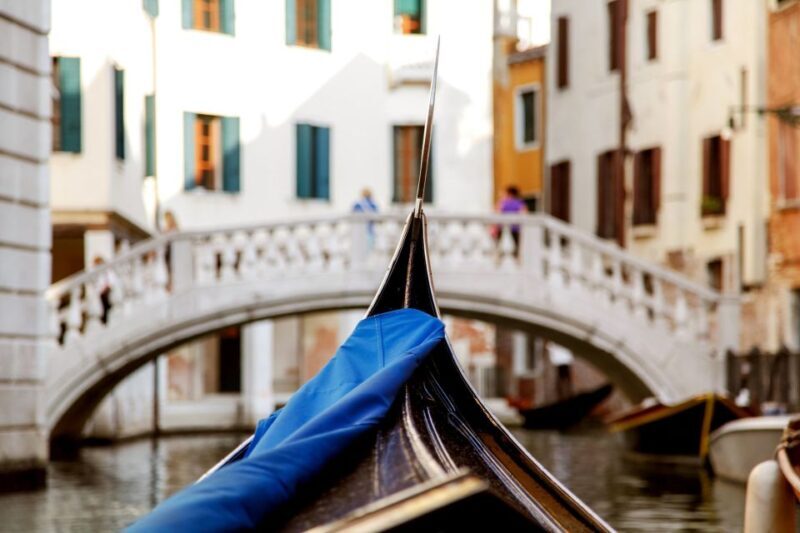Venice: Gondola Ride With Live Guide - Customer Insights and Ratings
